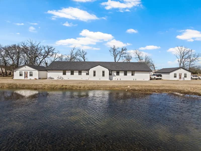 236 CR 2391, Pickton