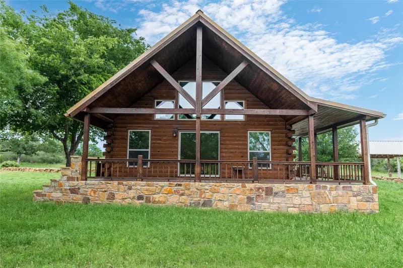 342 County Road 433, Mullin