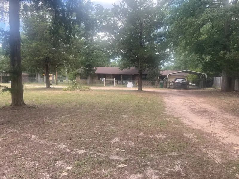 976 E Water Tower Road, Big Sandy