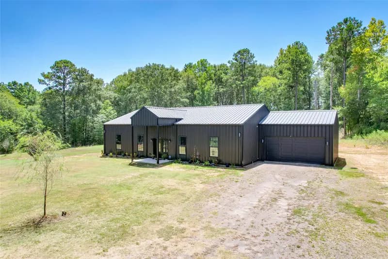1373 County Road 166 W, Overton