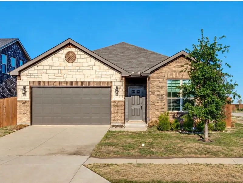 3825 S Courtney Court, Heartland