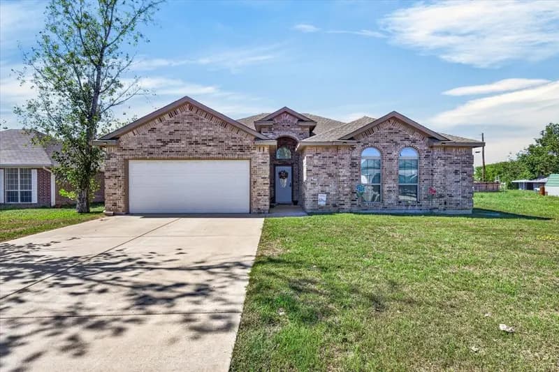 233 Anchor, Gun Barrel City