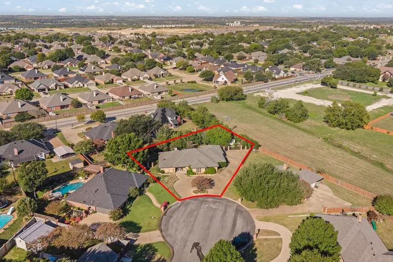 1605 Heather Court, Cleburne