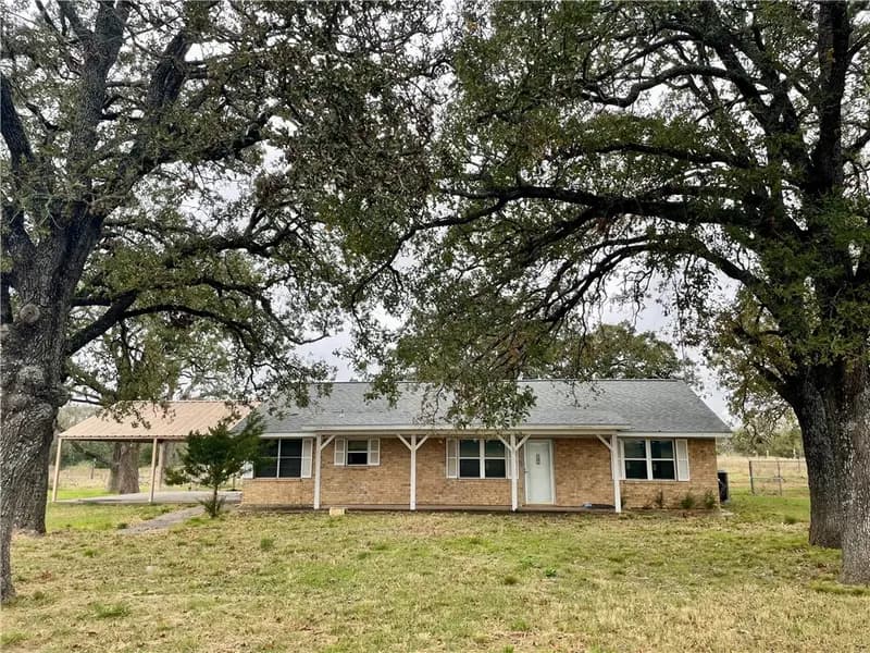 7608 N Hwy 14, Kosse